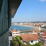 Agur Deneri