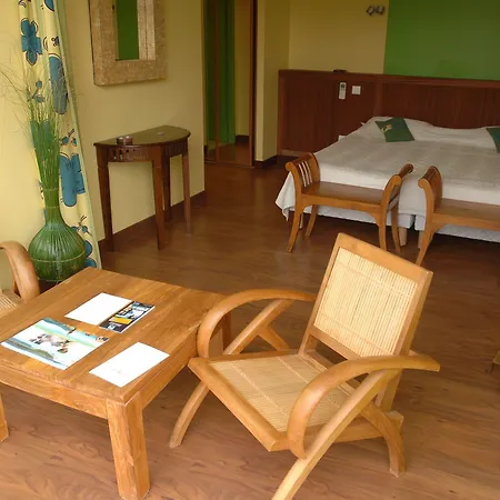 מלון Agur Deneri 3*