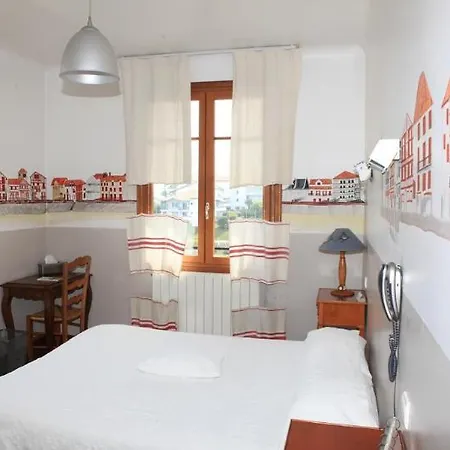 Agur Deneri 3* סיבור