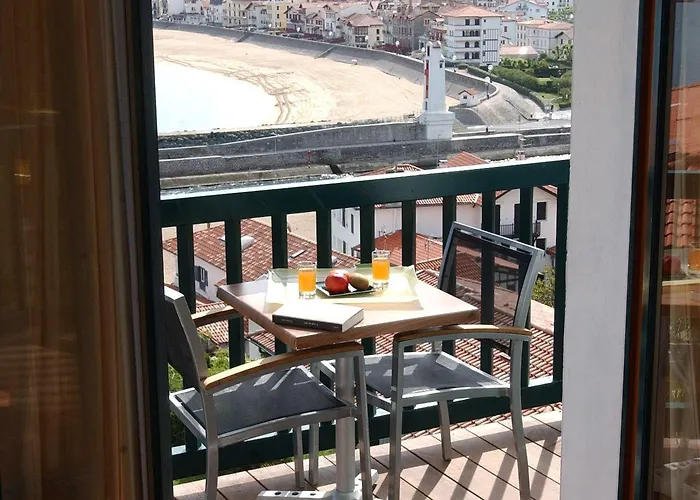 Agur Deneri Hotel Ciboure