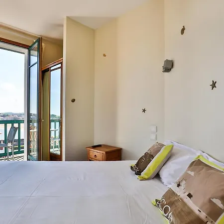 Agur Deneri Hotell 3*