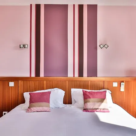 Agur Deneri Hotel 3*