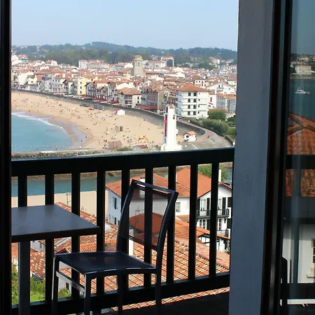 Agur Deneri Hotel 3*