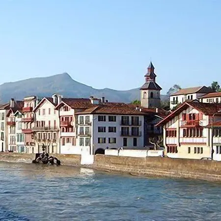 Agur Deneri Hotel Ciboure