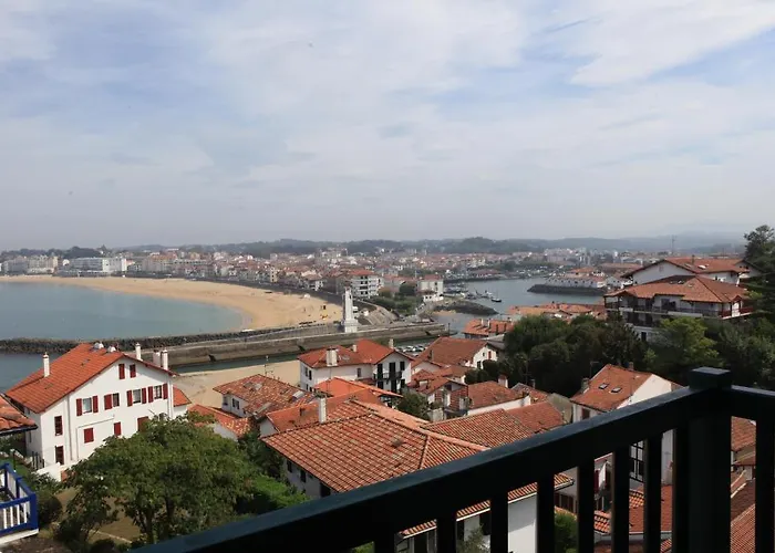 Szálloda Agur Deneri