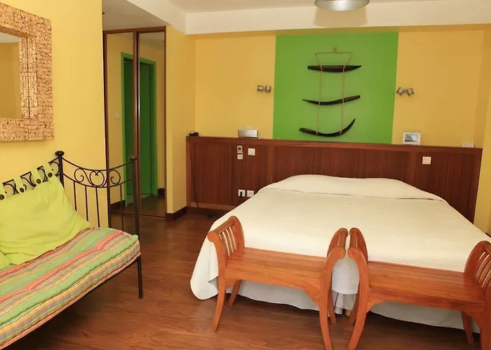 Agur Deneri Hotel Ciboure