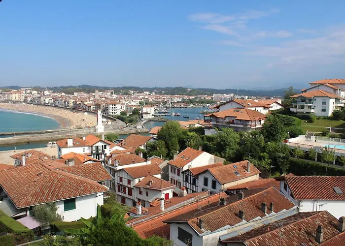 Agur Deneri 3* Ciboure